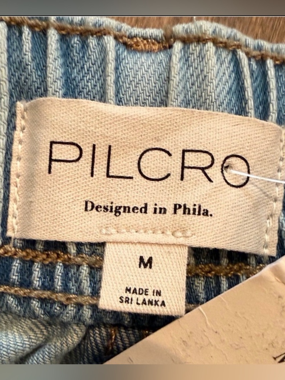 Anthropologie Adi Mid-Rise Flare Ditsy Jeans by Pilcro - Medium - Picture 11 of 12